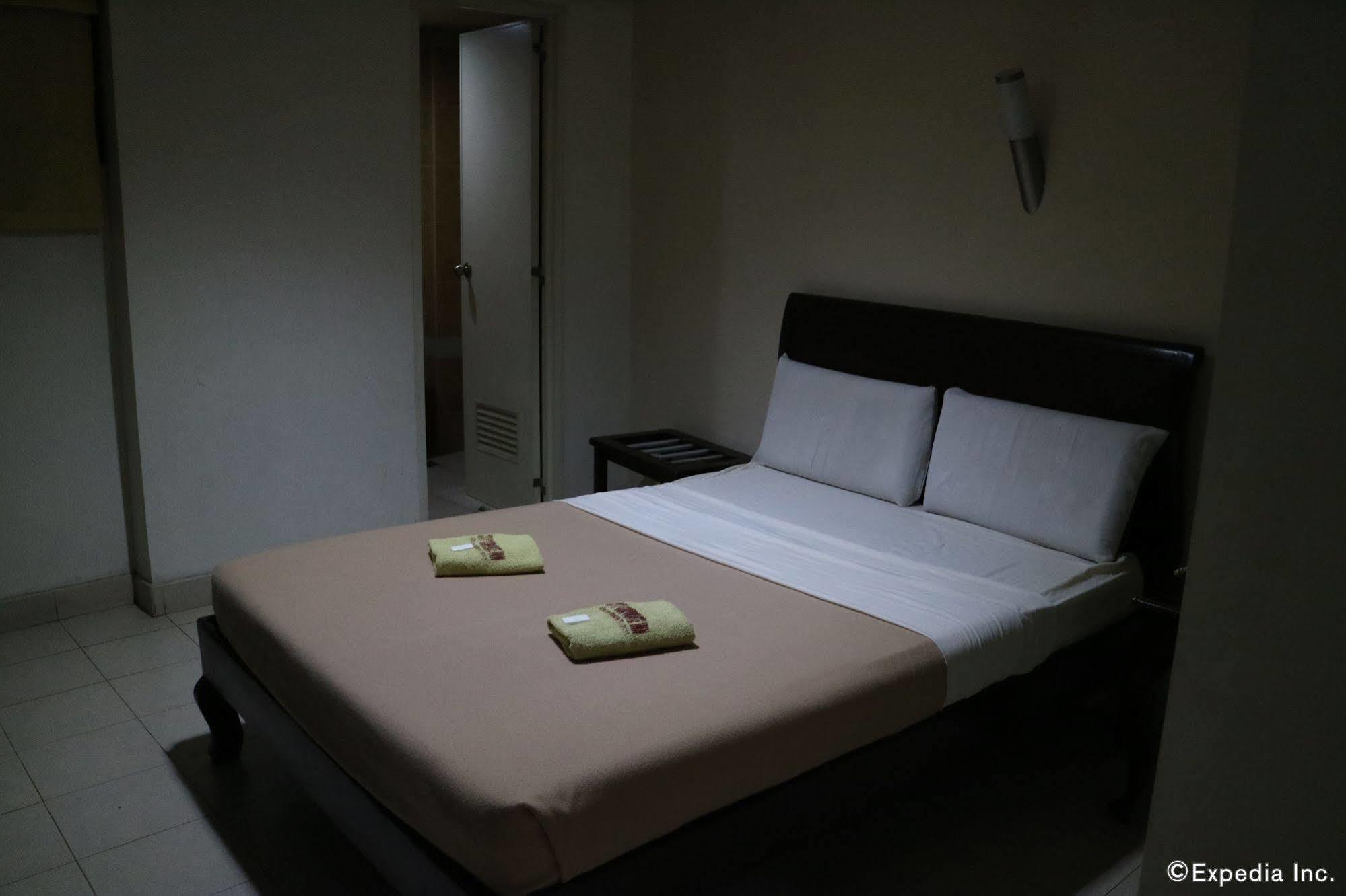 City Corporate Inn Iloilo City Exterior foto