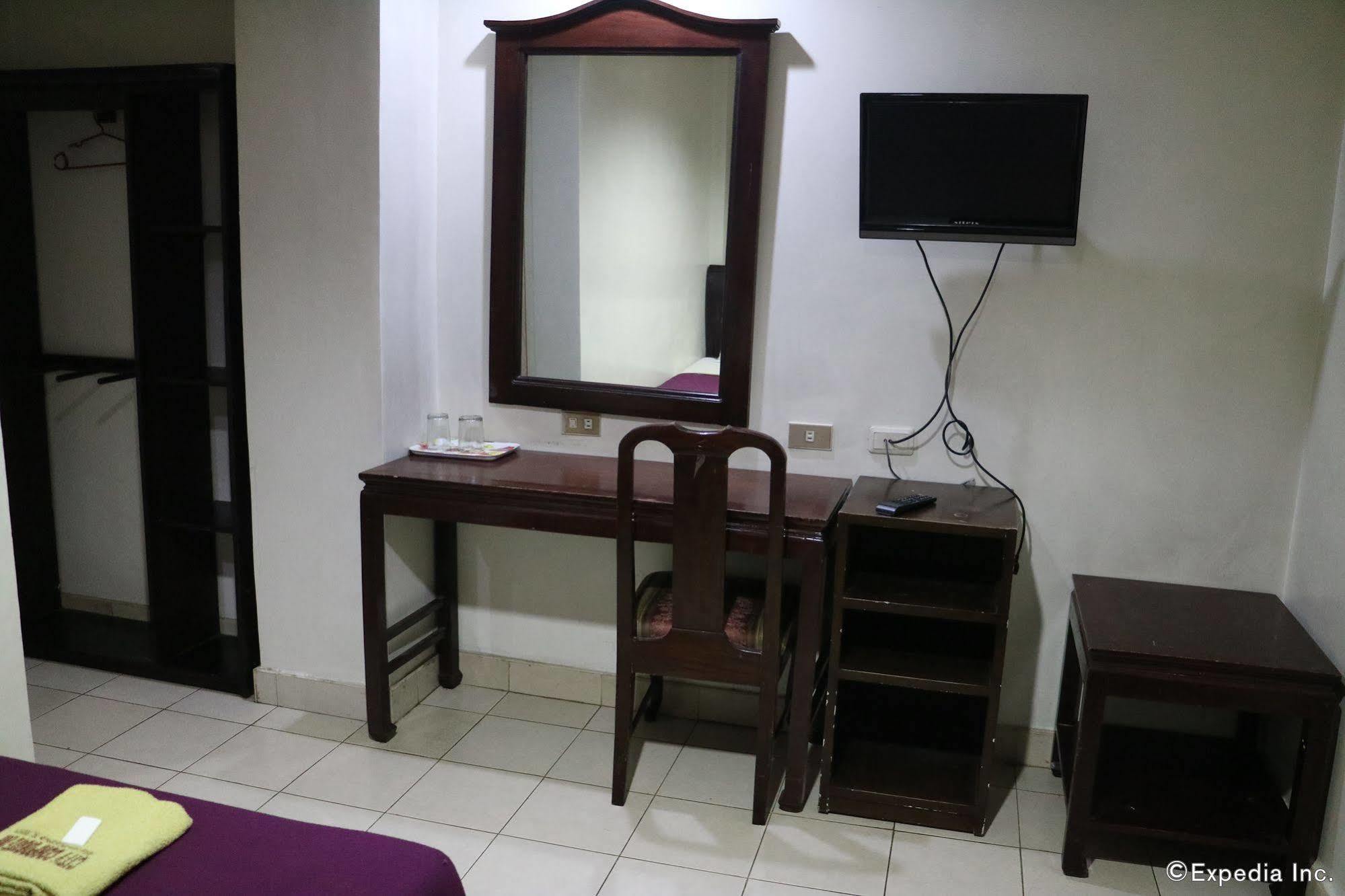 City Corporate Inn Iloilo City Exterior foto
